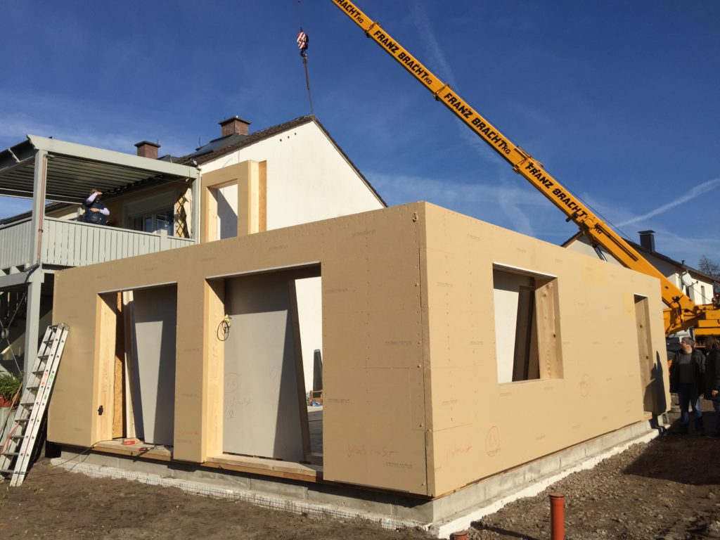 Anbau eines Einfamilienhaus an ein vorhandenes Wohnhaus - Gemeinschaftliches Wohnen