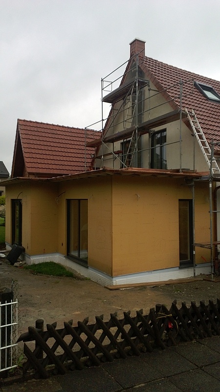 Anbau zur Wohnraumerweiterung in Bielefeld-Ubbedissen - Anbau, Innenausbau und Balkon zur Wohnraumerweiterung zweier Wohnungen