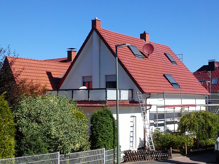 Anbau zur Wohnraumerweiterung in Bielefeld-Ubbedissen - Anbau, Innenausbau und Balkon zur Wohnraumerweiterung zweier Wohnungen