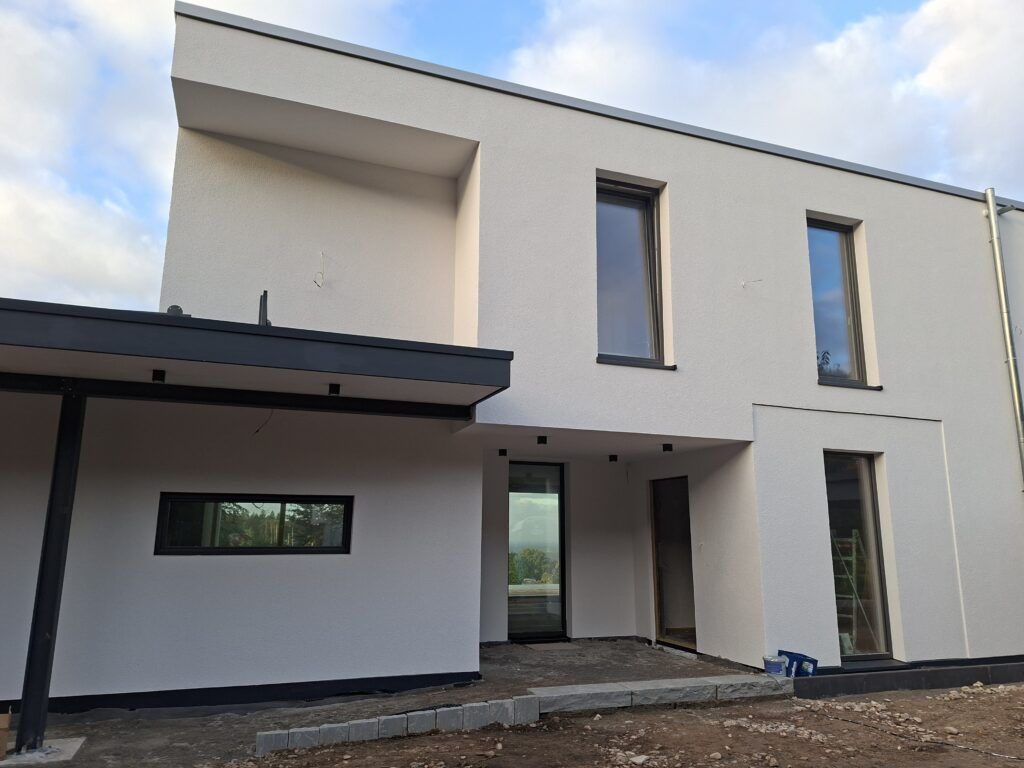 Einfamilienhaus in Oerlinghausen – Endspurt für ein außergewöhnliches Zuhause Einfamilienhaus in Oerlinghausen – Endspurt für ein außergewöhnliches Zuhause - Exklusives Wohnhaus